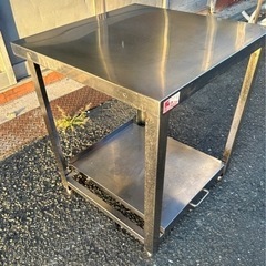 業務用 作業台 スライド台付き 炊飯台 幅600×奥行600×高さ700 厨房機材 厨房機器 店舗用品 コンロ台 焼き台 焼台 厨房台 大阪発