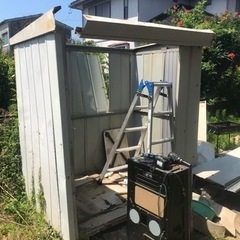 物置、倉庫、小屋の買取り、解体致します