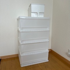 【美品】4段収納ボックス　衣装ケース　セット