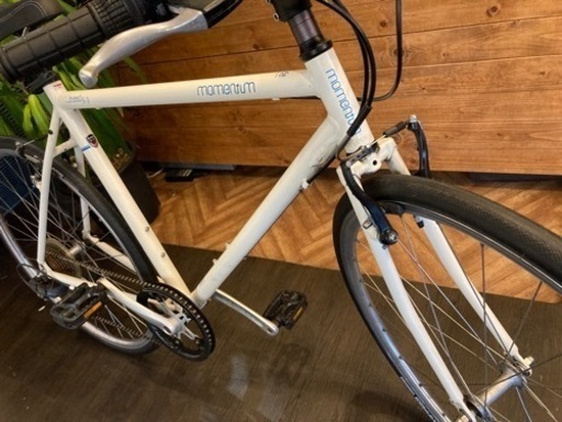 前後タイヤ・チューブ新品！momentum iNeed S−3】アルミフレーム 7速