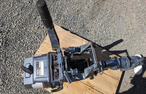 ヤマハ 船外機 682CL 約9.9馬力 燃料タンク付きです。