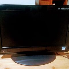 【取り引き中】16型液晶テレビ