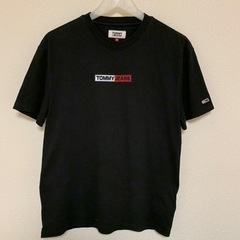 Tommy jeans Tシャツ