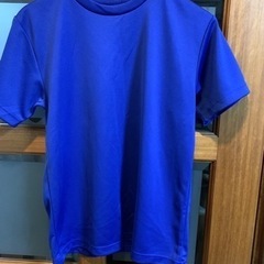 Tシャツ　ブルー　S