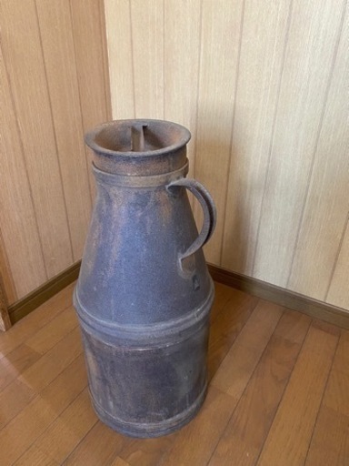 骨董品　ミルク缶
