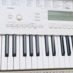 CASIO カシオ　キーボード　不具合、汚れあり