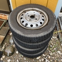 スタッドレスタイヤ145/80R13