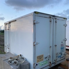 保冷コンテナ！キレイです！ 保冷コンテナ！キレイです！