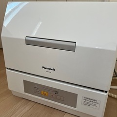 2021年製　Panasonic 食器洗い乾燥機　NP-TCR4...