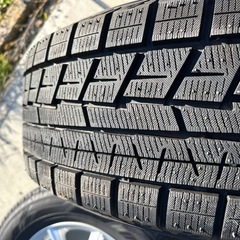ほぼ新品 16インチ スタッドレスタイヤ付き ホイールセット