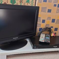 Panasonic　テレビ＆DVDレコーダー　TH-L19C2 ...