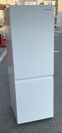 【RKGRE-223】特価！ハイセンス/175L 2ドア冷凍冷蔵庫/HR-D1701W/中古品/2023年製/当社より近隣無料配達！