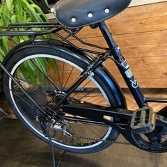 マウンテンタイヤ！】LEDオートライト 6段変速 26インチ自転車 マット