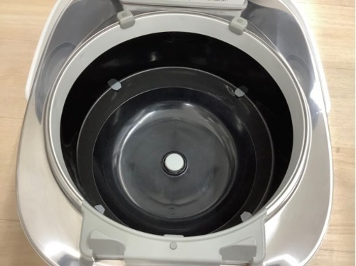 【安心の6ヶ月保証付き】TOSHIBAの圧力IH炊飯ジャーです 安心の6ヶ月保証付き】TOSHIBAの圧力IH炊飯ジャーです