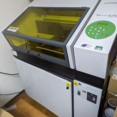 ROLAND LEF-12（UVジェットプリンター）