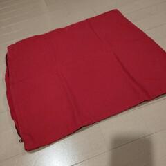 【無料】赤いクッションカバー　