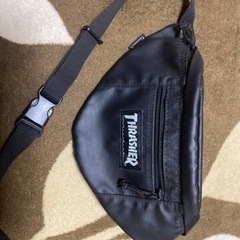 また値下げ中！ THRASHER   ワンショルダーバッグ