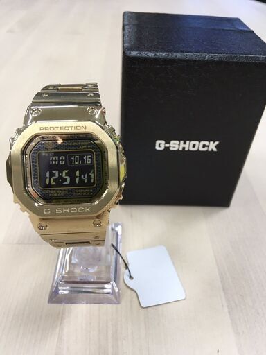 J2797 G-SHOCK　GMW-B5000GD　デジタル腕時計　ゴールドバンド