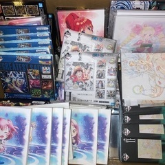 キャンバスボード ガラスプレートなど　アニメグッズ　まとめ売り　大量