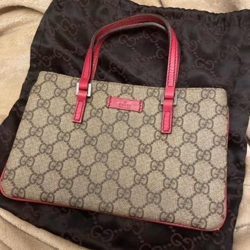 お譲り決まりました！！GUCCI ミニバッグ 保存袋つき