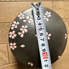 決まりました❗️値下げ❗️桜柄　陶器　２段重ね　蓋付陶器　アンティーク