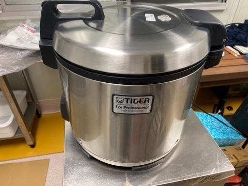 【美品】21年 タイガー業務用炊飯器JNO-A360