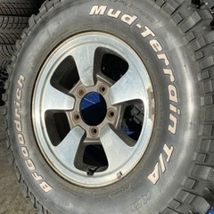 サイズ235/85R16 