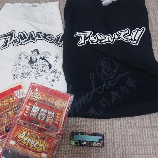 直筆サイン入り　Tシャツ