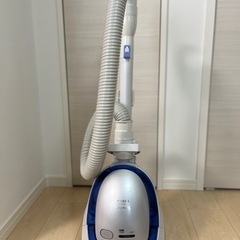 HITACHI 紙パック式クリーナー売ります