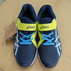 【新品22cm】asicsアシックス　ジュニアスニーカー