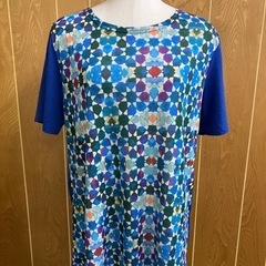 #カラバサ　レディースシャツ　ブルー　M〜L  新品　値札価格3...