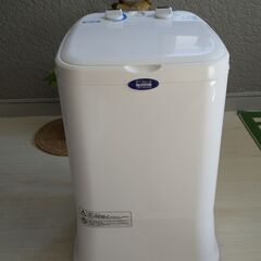 コンパクト洗濯機2.5kg　ステンレス槽ドラム式（国内メーカー）