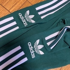 値下げしました【adidas】レディースMサイズ新品レギンス