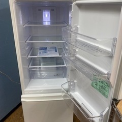 ⭐期間限定の特別値下げ！！I349 🌈 ジモティー限定価格！ MITSUBISHI 冷蔵庫 (168L) 2ドア ⭐動作確認済 ⭐クリーニング済
