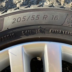 【値下げします】205/55R16 VW純正アルミホイール付スノータイヤ