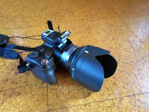デジカメ サイバーショットDSC-H7 B　新品同様　フィルムカメラ2台おまけ付　中古備品