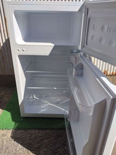 山善冷蔵庫YFR-D912022年製中古品 (エコルト) 名古屋競馬場前の