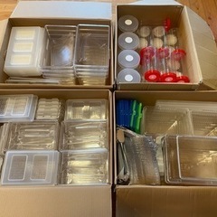 問い合わせ中止してます。クワガタ、カブトムシ用の飼育ケース他多数