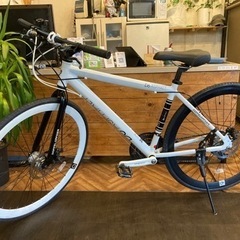 【取引中　前後タイヤ・後輪チューブ新品！ドッペルギャンガーD6ASPHACT】3×7速　700×28c クロスバイク　ホワイト×ブラック