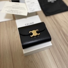 【ネット決済・配送可】CELINE財布