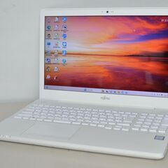 中古良品ノートパソコン Windows11+office 爆速SSD240GB 富士通 AH50/C3 core i7-7700HQ/メモリ8GB/15.6インチ/WEBカメラ/ブルーレイ搭載 中古良品ノートパソコン Windows11+office 爆速SSD240GB 富士通 AH50