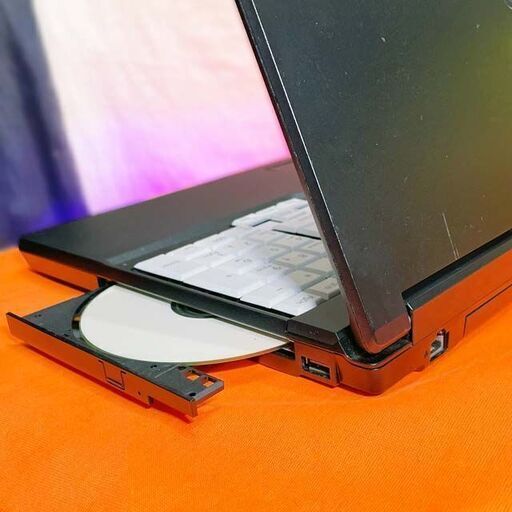 ☆15.6インチ　大画面！富士通ノート☆目の悪いかたでも大丈夫☆その③ 製造番号：R7106128 ☆15.6インチ 大画面！富士通ノート☆目の悪いかたでも大丈夫☆