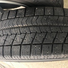 ブリザック　2020年製　プリウス　195/65R15 pcd100