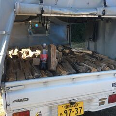 残り一台になりました】 欅100%直ぐ使える乾燥薪軽トラ一