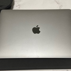 【26日までのお取引で値引きします】Macbook air 20...