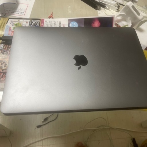 MacBook PRO 13  美品　外部付属品つけます。