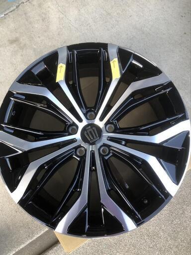 新型クラウンクロスオーバー純正19インチアルミホイール クラウン