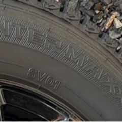 スタッドレスタイヤ12㌅&タイヤラック（値下げします）2022製造