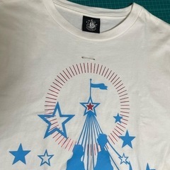 Tシャツの衿をVネックに！ - 宜野湾市