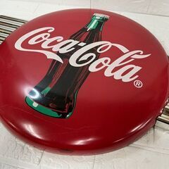 【Coca Cola コカコーラ】丸型ボタン看板 ウイング付　アメリカン雑貨 コカコーラ サインボタン 幅75cm 丸看板 羽付き アメリカン雑貨 壁掛け